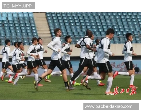 许钟豪的奋斗历程与成就探索：从平凡到卓越的成长之路